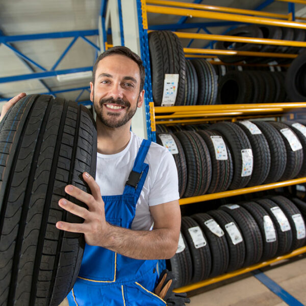 4 tips to save money when buying tires