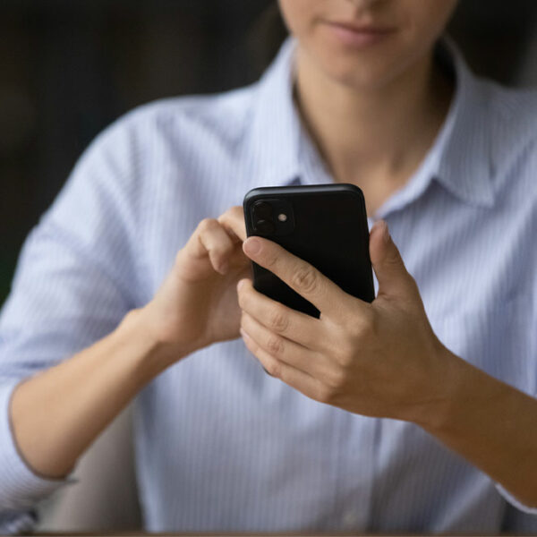 5 smartphone habits to stop immediately