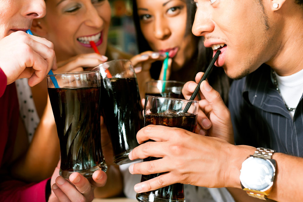 5 ways consuming sugary soda affects one&#8217;s health