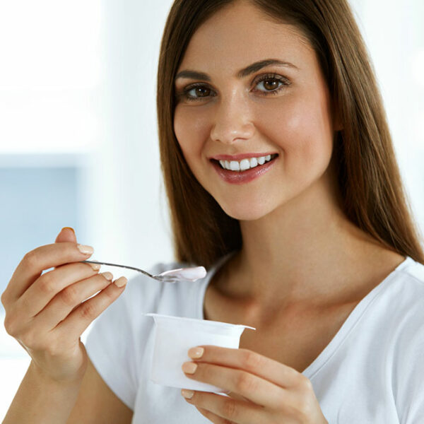 3 ways probiotic yogurt helps promote gut health