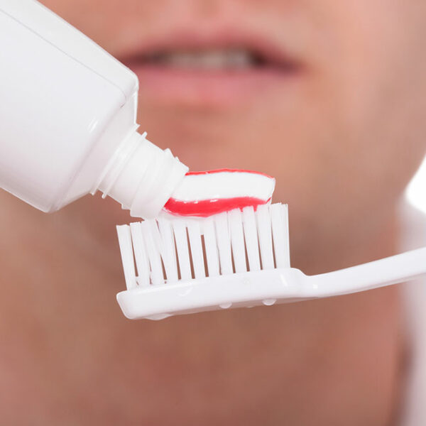 How to choose the best toothpaste for healthy gums